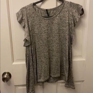 Cold shoulder lightweight top